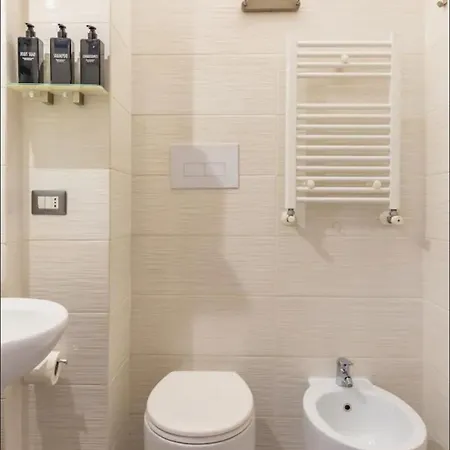 Relax Rooms-vicino Lungomare- Apartment